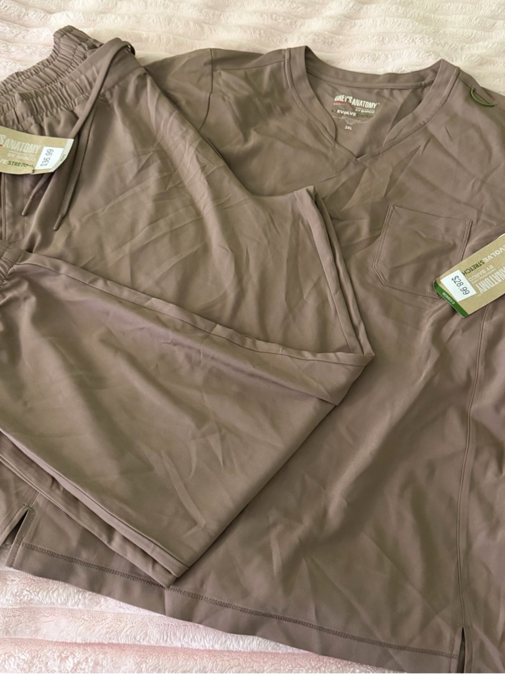 Grey's Anatomy Women's Scrub Set